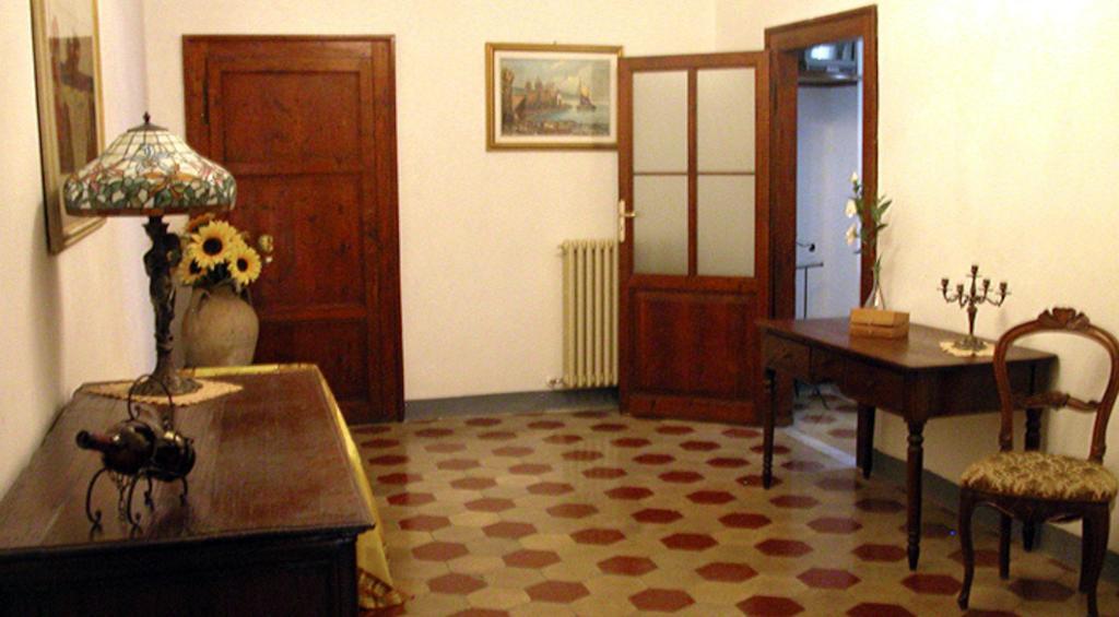 Residenza Sant'Emiliano Hotel Trevi Kültér fotó