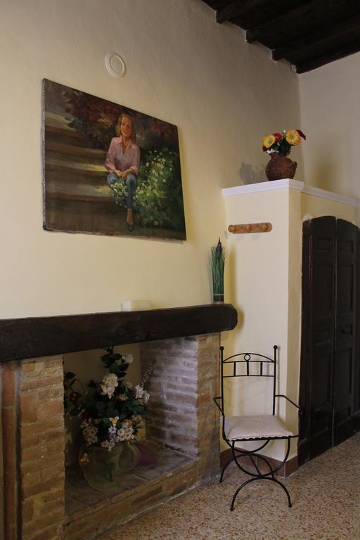 Residenza Sant'Emiliano Hotel Trevi Kültér fotó